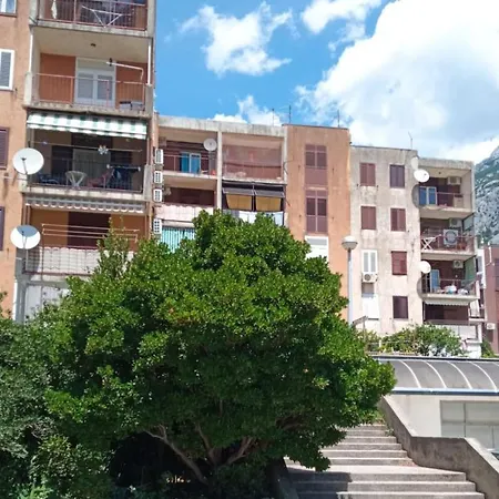 N&b Apartman Makarska