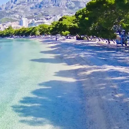 N&b * Makarska